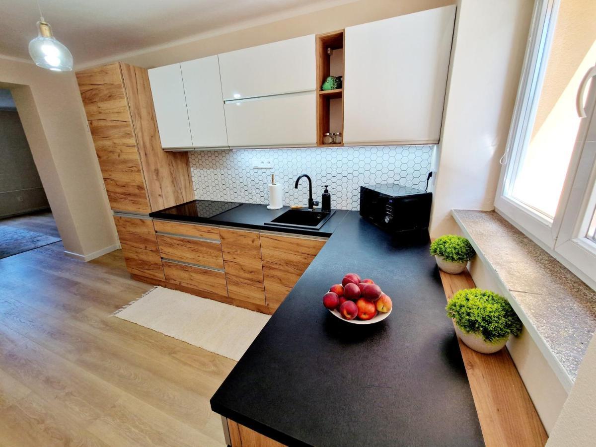 City Center Apartment - Self Check-In Spišská Nová Ves Exterior foto